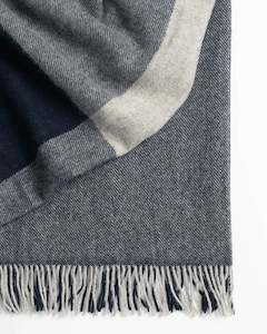 Riverton throw - Navy