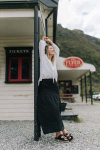 Collaborate Fashion Nz: Scarlett skirt - black linen