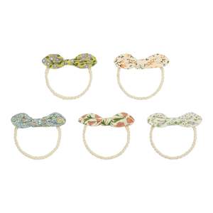 Flora bow ponies