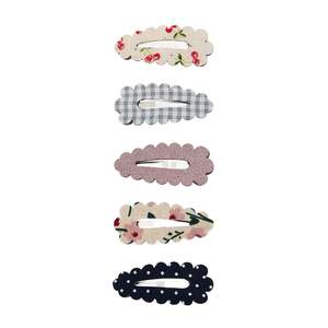 Accessories: Scalloped edge mini clic clacs