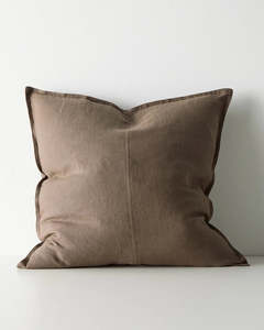 Como cushion Mocha 60x60cm - With feather inner