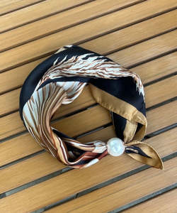 Accessories: Pearl Fasten Neck Tie - Palm Ember