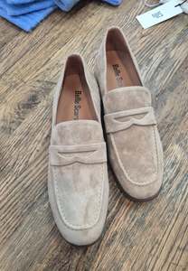 Rika - Taupe Suede
