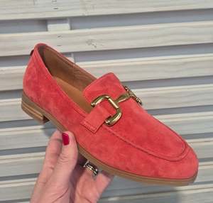 Shoes 1: Ravenous Loafer - Red Suede