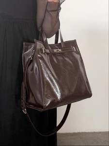 The Chalmers Tote - Cafe Crinkle