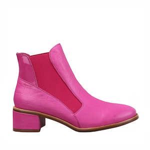 Hot Pink: LE SANSA REFRESH HOT PINK / PINK GUSSET