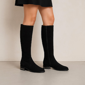 Knee High Boots: DJANGO & JULIETTE FLOWING BLACK