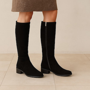 Knee High Boots: DJANGO & JULIETTE TIMOTHIE BLACK