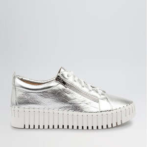 Lifestyle Sneakers: DJANGO & JULIETTE BUMP SILVER
