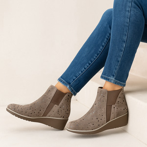 Boots Under 150: DJANGO & JULIETTE UZIEL TAUPE