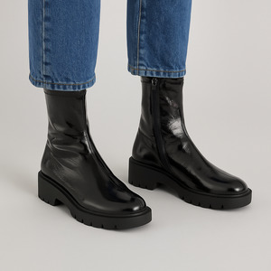 Boots Under 150: DJANGO & JULIETTE URINA BLACK