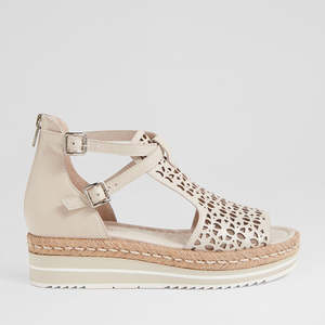 DJANGO & JULIETTE ACCRA ALMOND