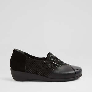 New Arrivals: ZIERA SWISSH BLACK MIX
