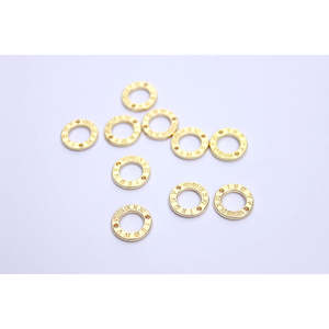 Discontinued: Z1. Gold Circle Charm with Roman Numerals- 10pcs
