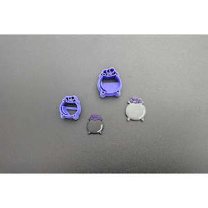 Halloween Cauldren Cutters -2 sizes