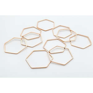 Findings 2024: Large Hexagon Cutout Charm - Gold & Silver - 10pcs