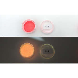 Mica Glow In The Dark: GLOW IN THE DARK Mica Powder - Red