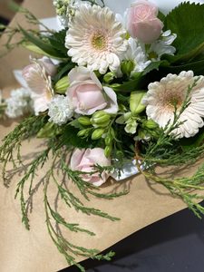 Products: BRIDGETTE - village blooms