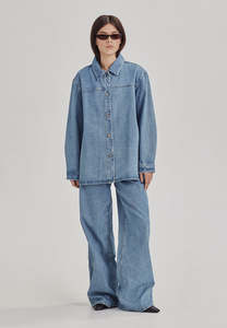 For Her: VOLUME SHACKET, MID BLUE RINSE