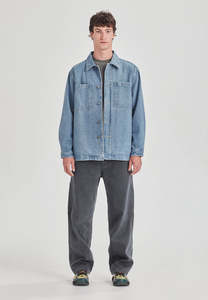 Outerwear Mens: DENIM UTILITY SHACKET, MID BLUE RINSE