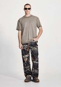 New Arrivals Men: COTTON JERSEY STUDIO TEE, SMOKE WITH BLACK