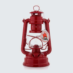 Camp Cabin: Feuerhand Storm Lantern - Red