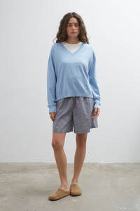 Commonplaceessentials: Studio Cotton V-Neck - Sky