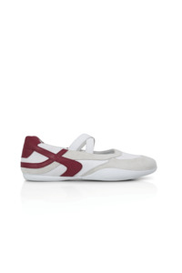 Footwear: Sporty Ballet Flat