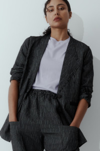 New Lands: Sherlock Blazer | Black