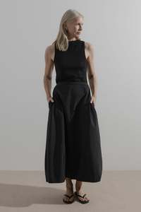 Draw Skirt | Black Nylon