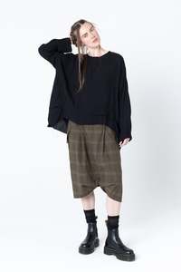 Scratch Sweater | Black Seersucker