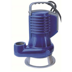 Zenit: Zenit DGBLUE75 submersible pump for dirty water 1-1/2 inch BSP(F) 240v 0.55 kW 420 lpm 10 m head