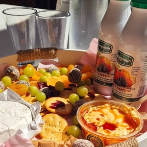 Products: Spa, Mirimiri & Refreshing Lite Platter Connect Healing