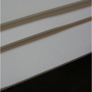 Acid Free Board: Fluted Polypropylene White 3.3mm