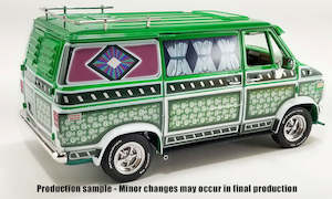 Acme 1 18th Scale: ACME 1802103 1974 Chevrolet G-Series Van "Emerald Express"