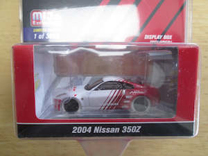 Johnny Lightning 1 64th Scale: Johnny Lightning MiJo Exclusive ADVAN 2004 Nissan 350Z – CHASE