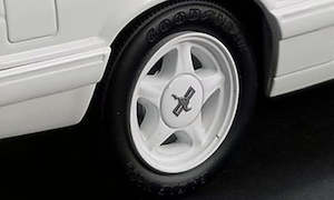 Gmp Diecast: GMP 18852 Ford Mustang Pony Wheel & Tire Pack