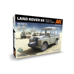 AK-Interactive AK35013 Land Rover 88 Series IIA Station Wagon - 1/35