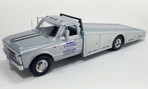 ACME 1801722 1967 Chevrolet C-30 Ramp Truck - Yenko Super Cars
