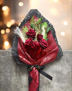 Hand Woven Putiputi Bouquets: Woven Harakeke Bouquet - 64cm
