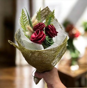 Hand Woven Putiputi Bouquets: Woven Harakeke Bouquet - 39cm