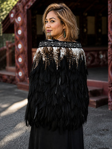 Pre Made Medium Half Korowai Black - Black/Beige Taniko
