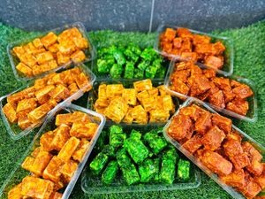 Products: Marinaded Paneer Per Pack 500g