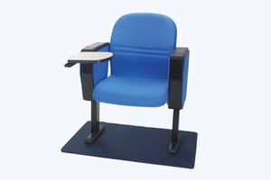 Products: School Chair - Innovius