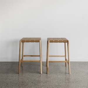 Bar Stool: Set of Two Seren Leather Weave Bar Stool (Tan)