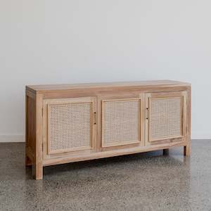Rattan Furniture: Rattan TV Cabinet