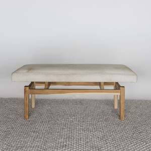 Medium Cowhide Benches: Argentinean Cowhide Bench (M) No.4