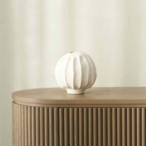 New Arrivals: Waves Vase (S)