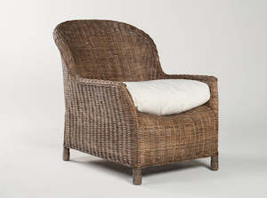 Rattan 1: Gable Chair – Pepper