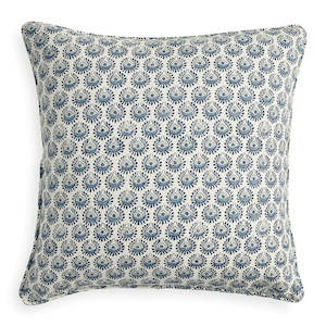 Bed Bath: Walter G / Lyon Cushion / Tahoe